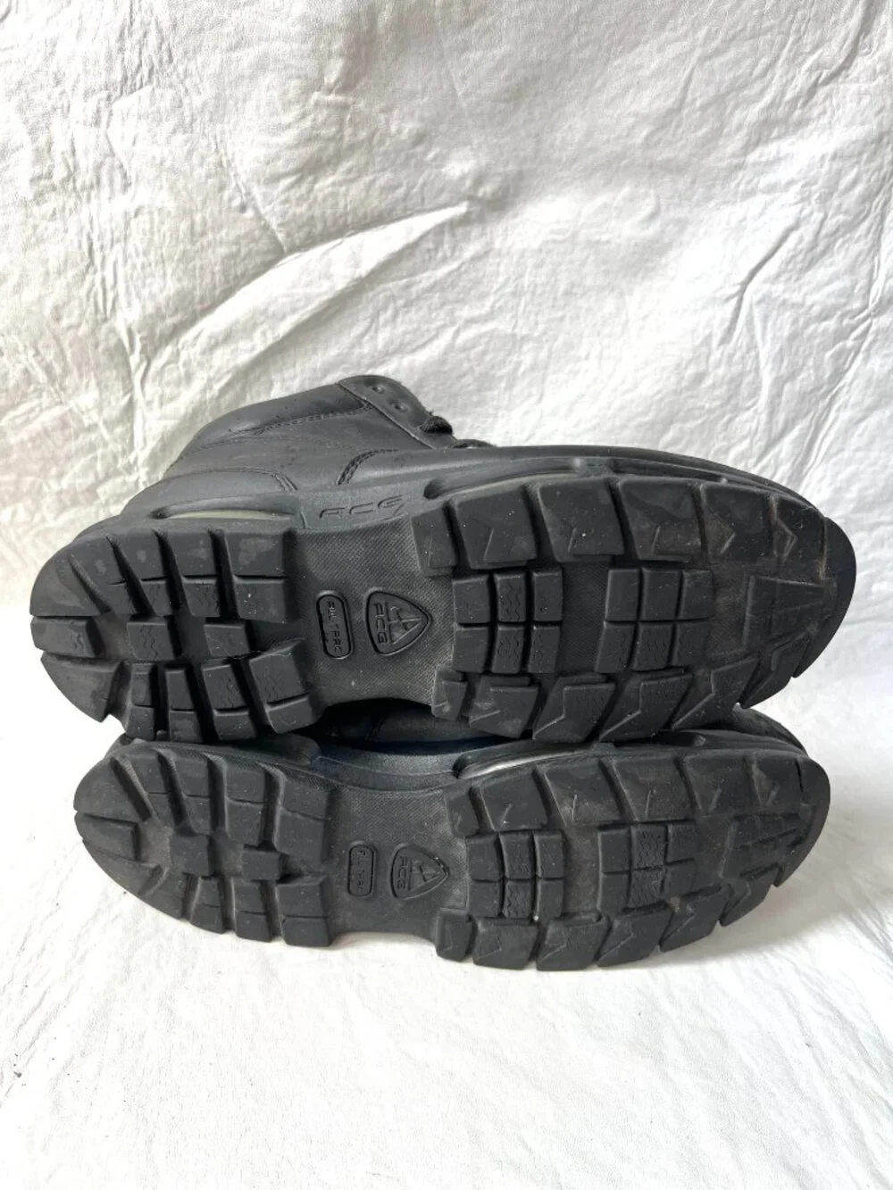 Nike Air Max Goadome boots US mens 12 triple black leather ACG lace up sneaker